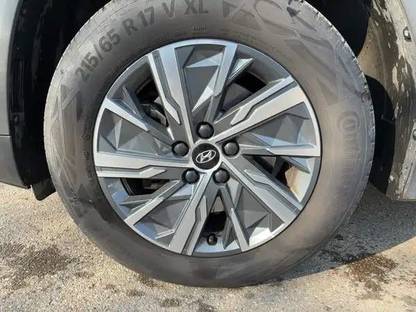 HYUNDAI TUCSON SELECT (7/14)