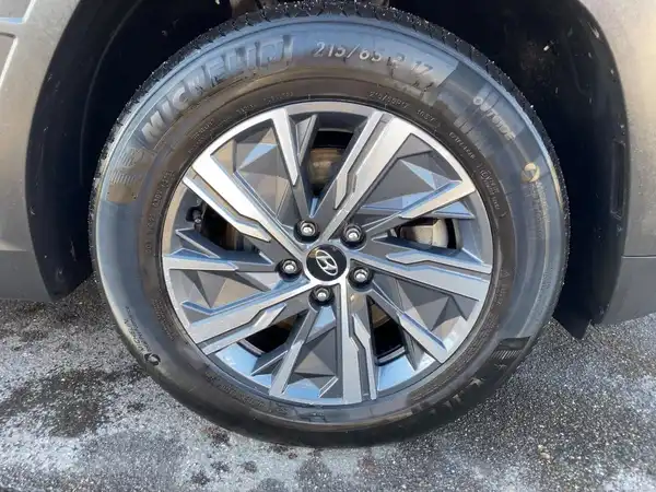 HYUNDAI TUCSON TREND (7/15)