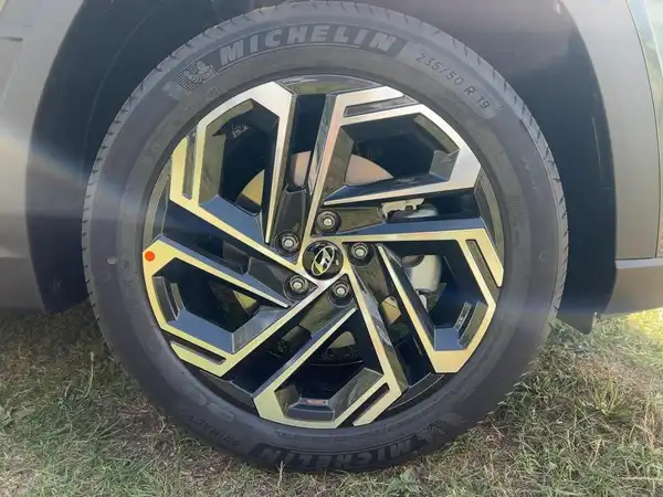 HYUNDAI TUCSON (7/14)