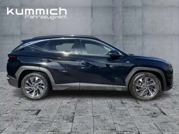 HYUNDAI TUCSON TREND (3/15)