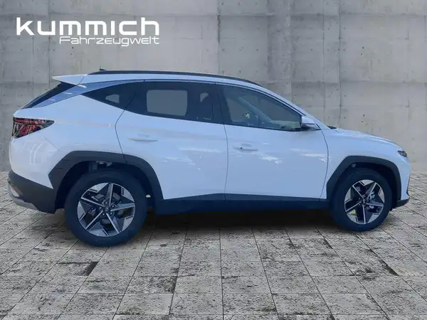 HYUNDAI TUCSON TREND (3/15)