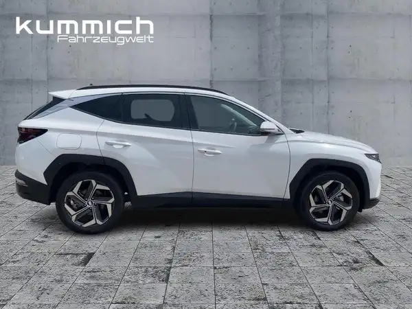 HYUNDAI TUCSON TREND (3/15)