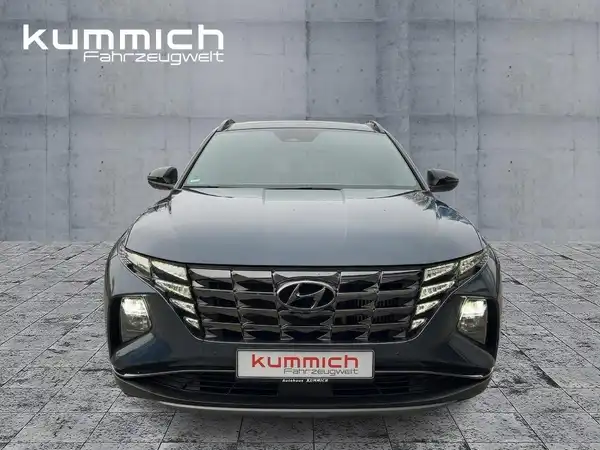 HYUNDAI TUCSON (2/15)