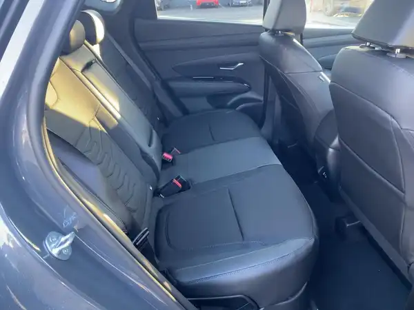HYUNDAI TUCSON TREND (12/15)
