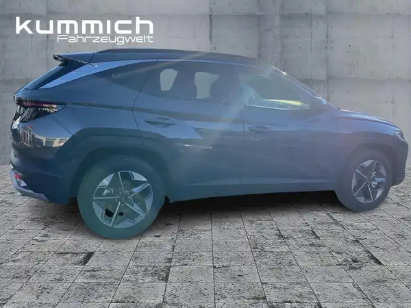 HYUNDAI TUCSON TREND (3/15)