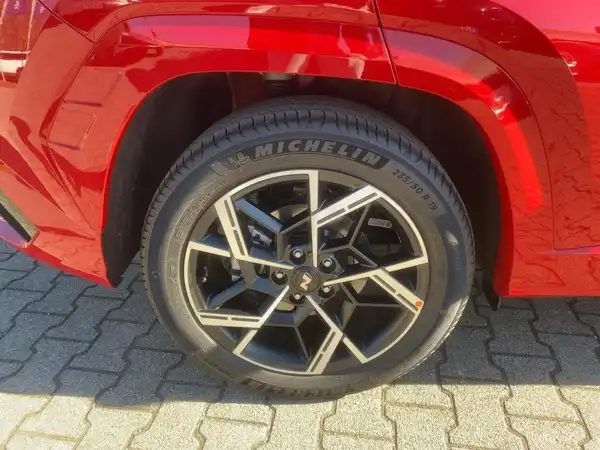 HYUNDAI TUCSON (7/15)