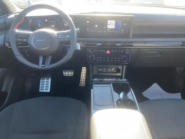 HYUNDAI TUCSON (8/15)