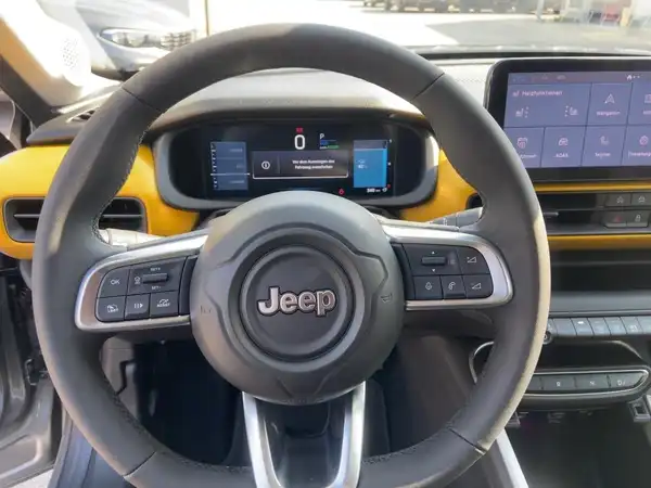 JEEP AVENGER SUMMIT (9/15)