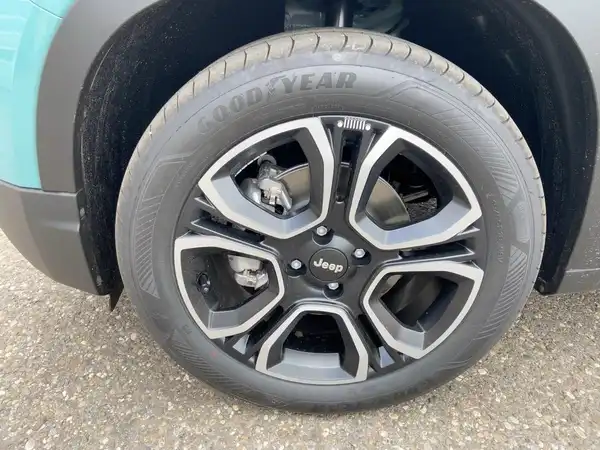 JEEP AVENGER ALTITUDE (7/15)