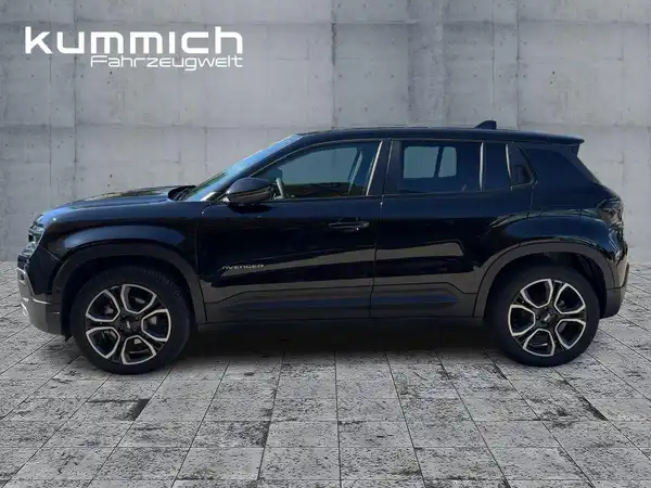 JEEP AVENGER SUMMIT (6/15)