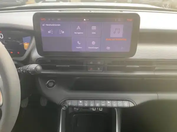 JEEP AVENGER ALTITUDE (10/14)