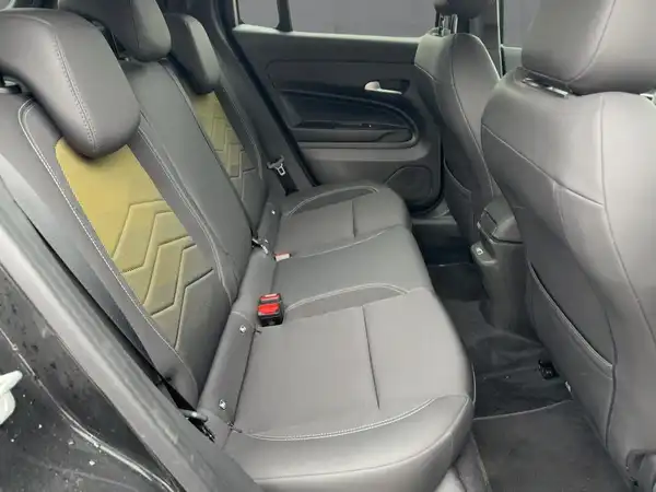 JEEP AVENGER (12/15)