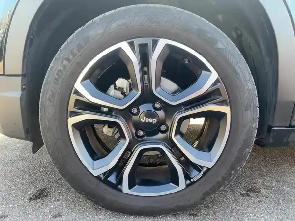 JEEP AVENGER ALTITUDE (7/15)