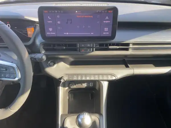 JEEP AVENGER ALTITUDE (10/15)