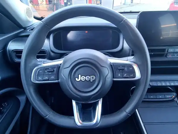 JEEP AVENGER LONGITUDE (9/15)