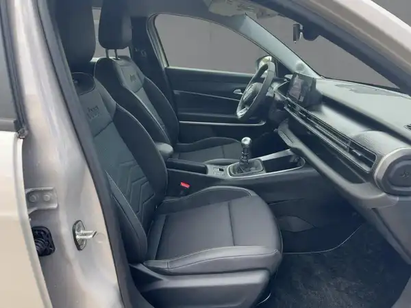 JEEP AVENGER ALTITUDE (11/15)