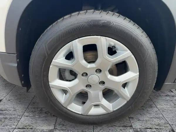 JEEP AVENGER ALTITUDE (7/15)