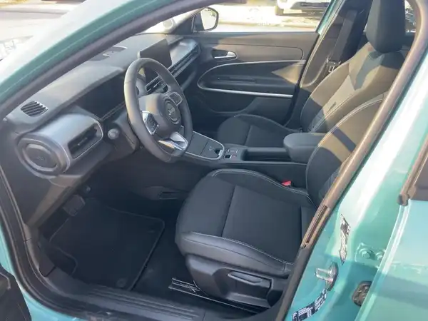 JEEP AVENGER ALTITUDE (11/15)