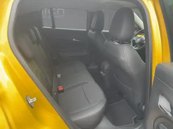 JEEP AVENGER (12/15)