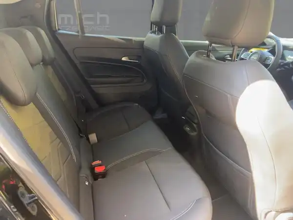 JEEP AVENGER (12/15)