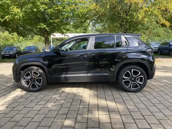JEEP AVENGER (6/15)