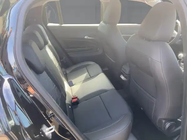 JEEP AVENGER ALTITUDE (11/15)