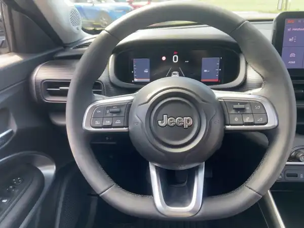 JEEP AVENGER ALTITUDE (7/15)