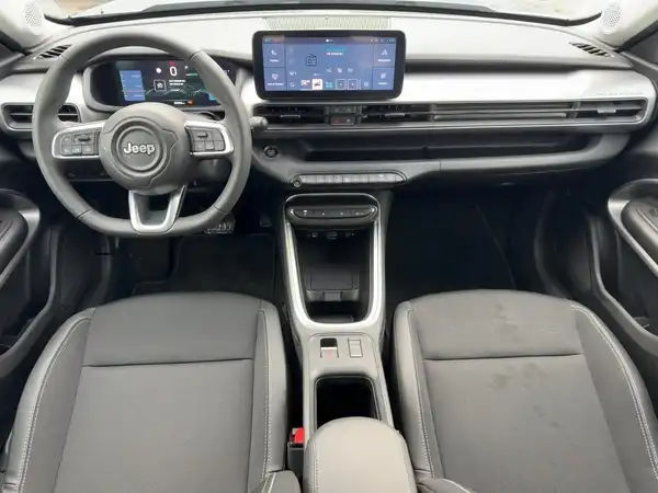 JEEP AVENGER ALTITUDE (8/15)