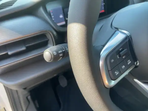 JEEP AVENGER ALTITUDE (13/15)