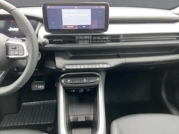 JEEP AVENGER ALTITUDE (10/15)