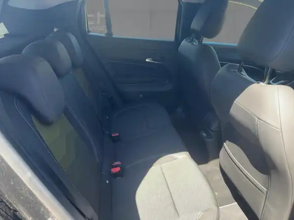 JEEP AVENGER (12/15)