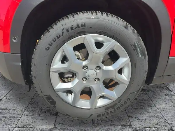 JEEP AVENGER ALTITUDE (7/15)