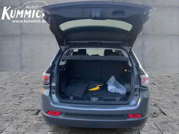 JEEP COMPASS LIMITED (13/15)