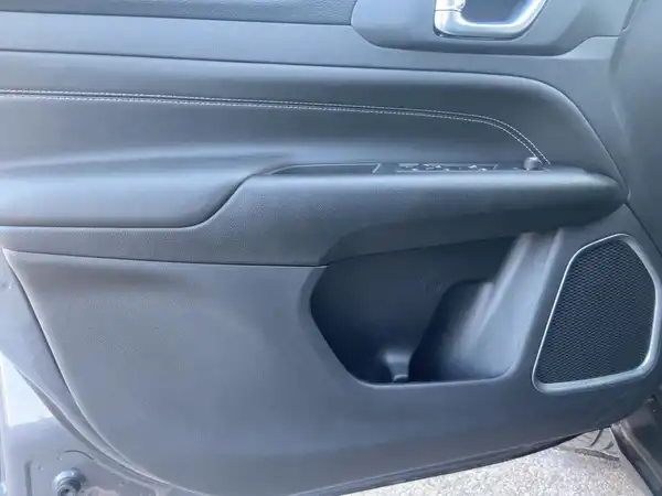 JEEP COMPASS LIMITED (14/15)