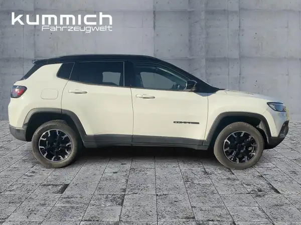 JEEP COMPASS (3/15)