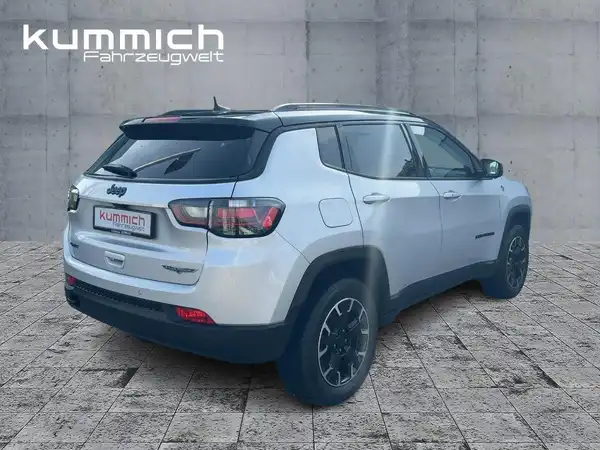 JEEP COMPASS (4/15)