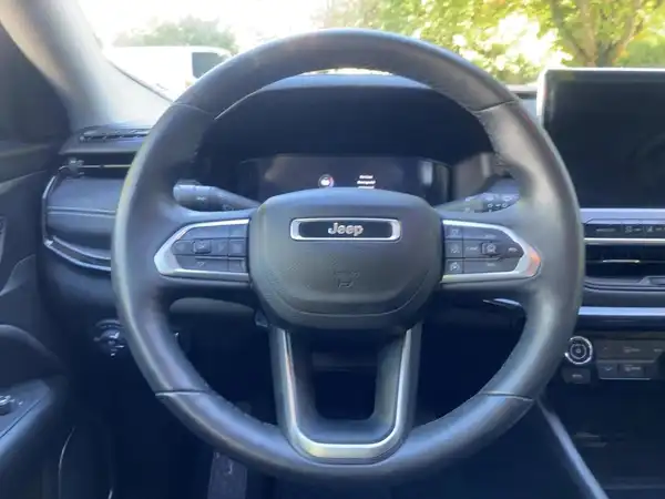 JEEP COMPASS (9/15)