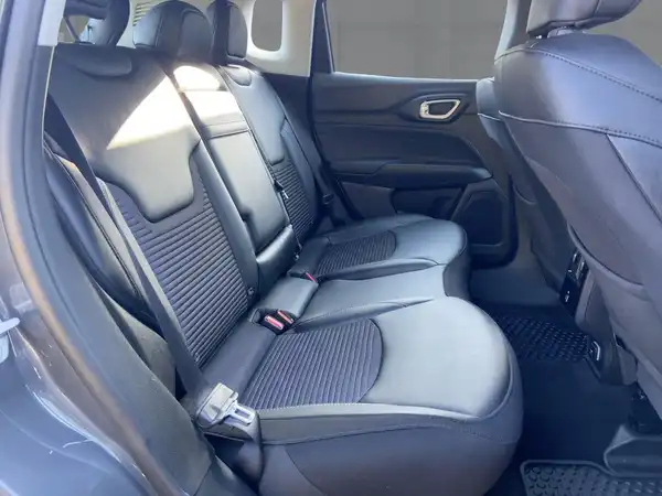 JEEP COMPASS (9/15)