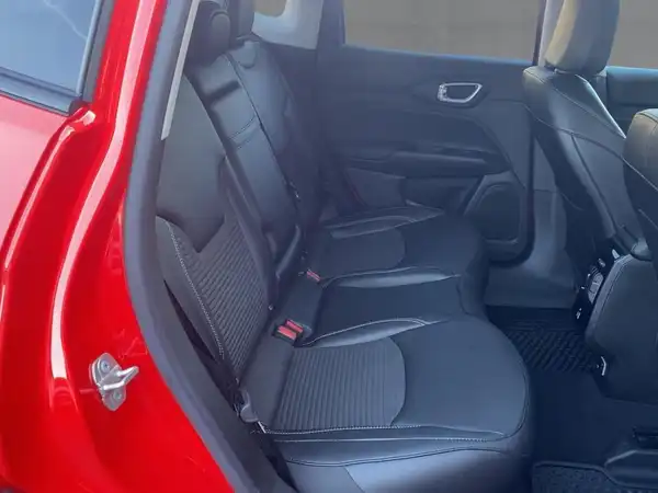 JEEP COMPASS LIMITED (12/15)