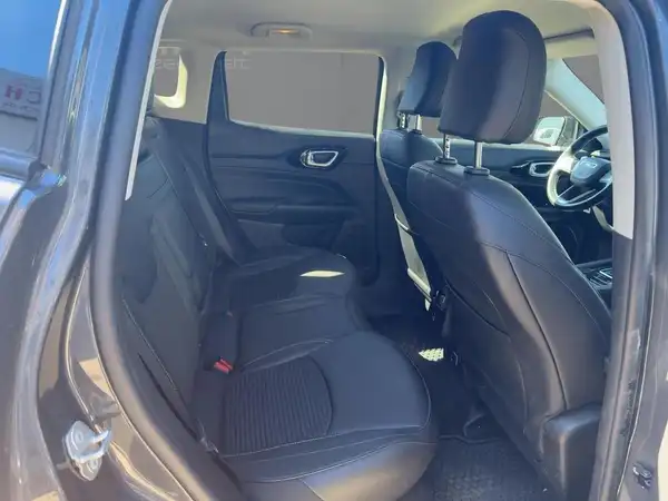 JEEP COMPASS LIMITED (12/15)