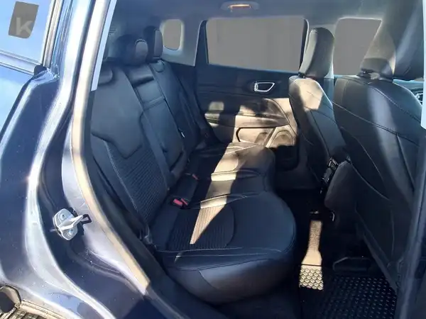 JEEP COMPASS LIMITED (12/15)