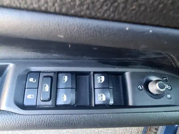 JEEP COMPASS LIMITED (14/15)