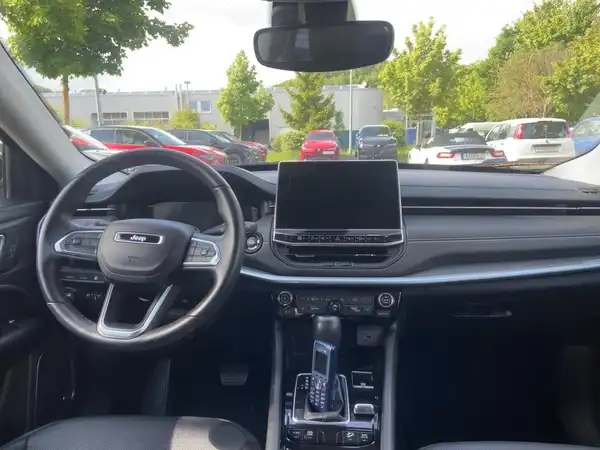 JEEP COMPASS (8/15)