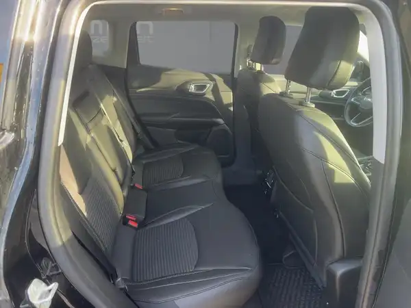 JEEP COMPASS LIMITED (12/15)