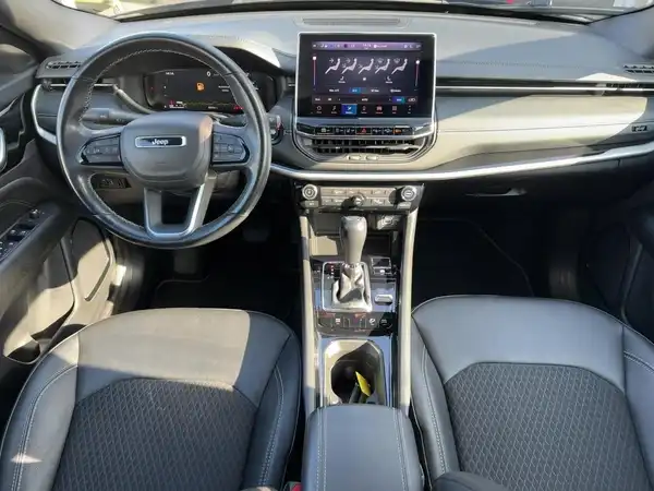JEEP COMPASS (8/15)