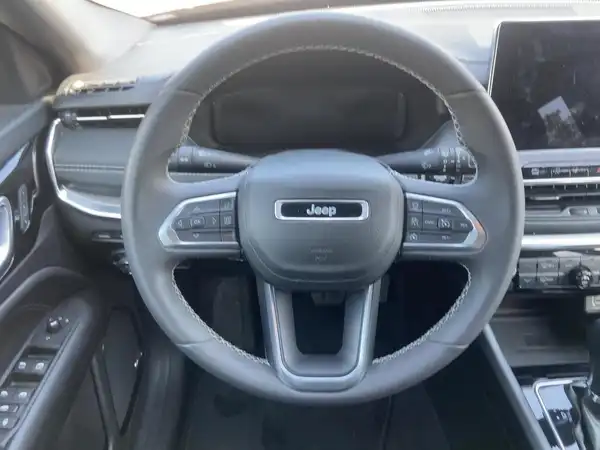 JEEP COMPASS (9/15)