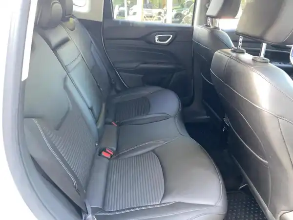 JEEP COMPASS LIMITED (12/15)