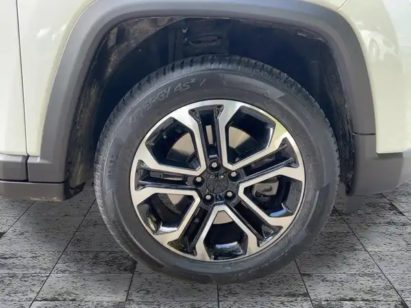 JEEP COMPASS LIMITED (7/15)