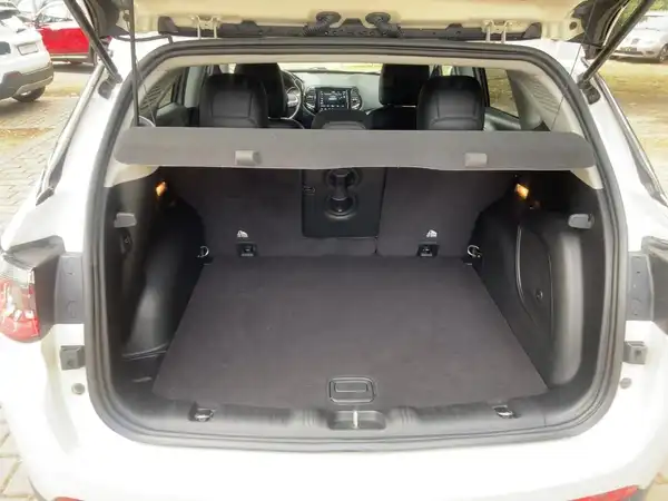 JEEP COMPASS LIMITED (13/15)
