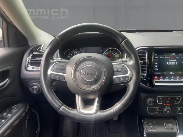 JEEP COMPASS LIMITED (9/15)